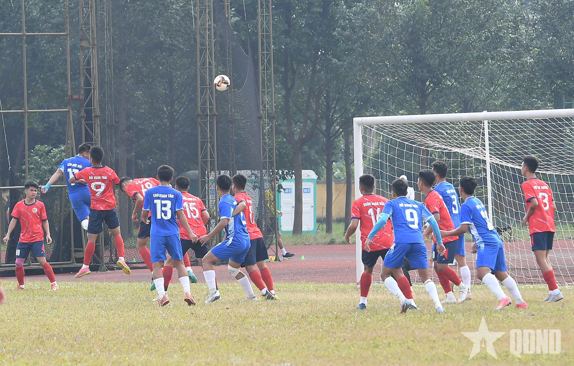 Hội thao thể dục thể thao toàn quân năm 2025: Xác định các đội bóng vào vòng trong

